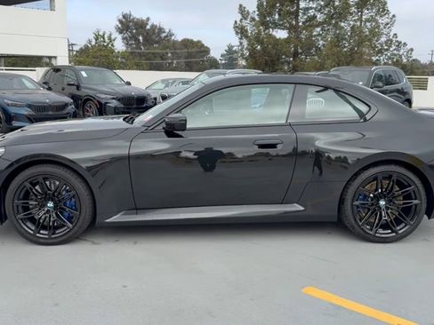 Used 2026 BMW M2 w/ Lighting Package RWD image 5