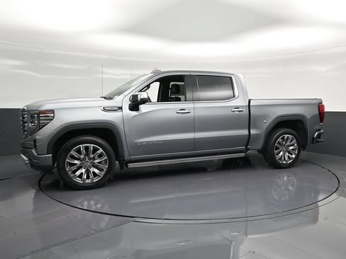 Used 2023 GMC Sierra 1500 Denali w/ Denali Reserve Package AWD/4WD image 7
