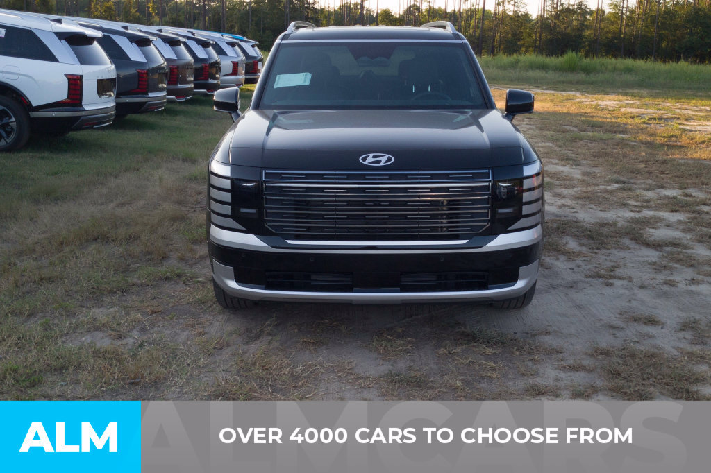 Used 2026 Hyundai Palisade Calligraphy FWD image 2