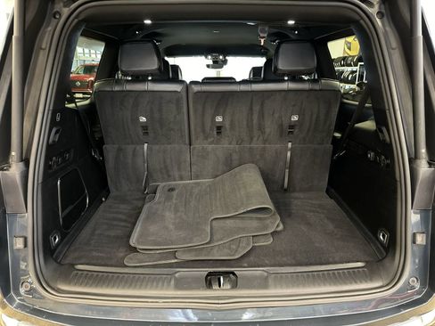 Used 2024 Jeep Wagoneer Series II image 32