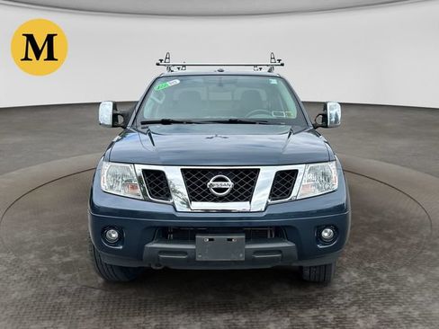 Used 2018 Nissan Frontier SV w/ Value Truck Package AWD/4WD image 2