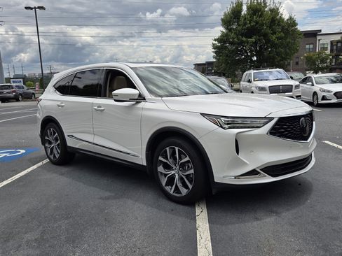 Used 2024 Acura MDX FWD w/ Technology Package image 4