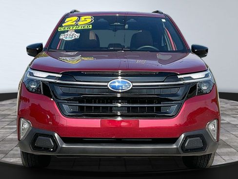 Certified 2025 Subaru Forester Touring AWD/4WD image 3