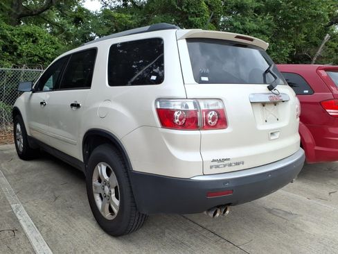 Used 2012 GMC Acadia SLE FWD image 2