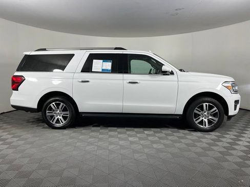 Used 2024 Ford Expedition Max Limited AWD/4WD image 15