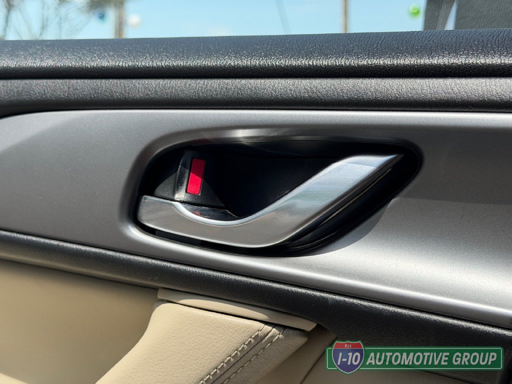 Used 2019 MAZDA CX-9 Touring AWD/4WD image 17
