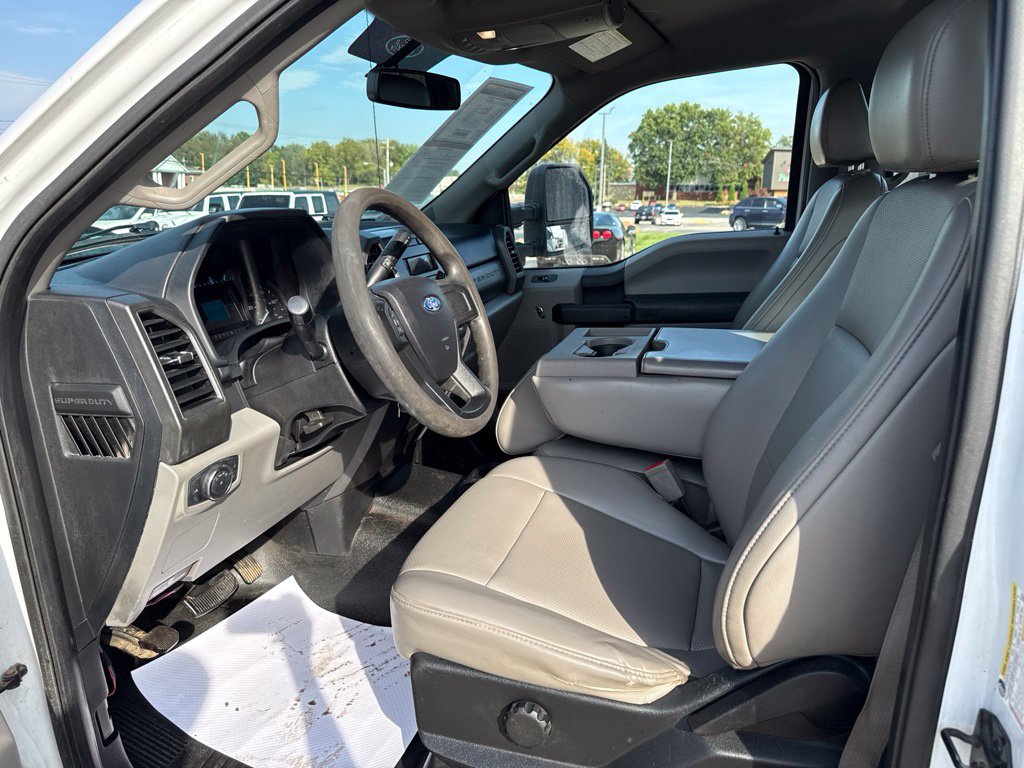Used 2019 Ford F250 XL w/ Power Equipment Group AWD/4WD image 22