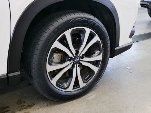 Used 2024 Subaru Forester Limited image 8