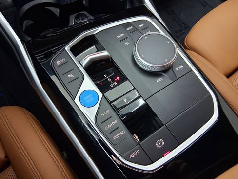 Used 2023 BMW i4 eDrive40 w/ Premium Package RWD image 17