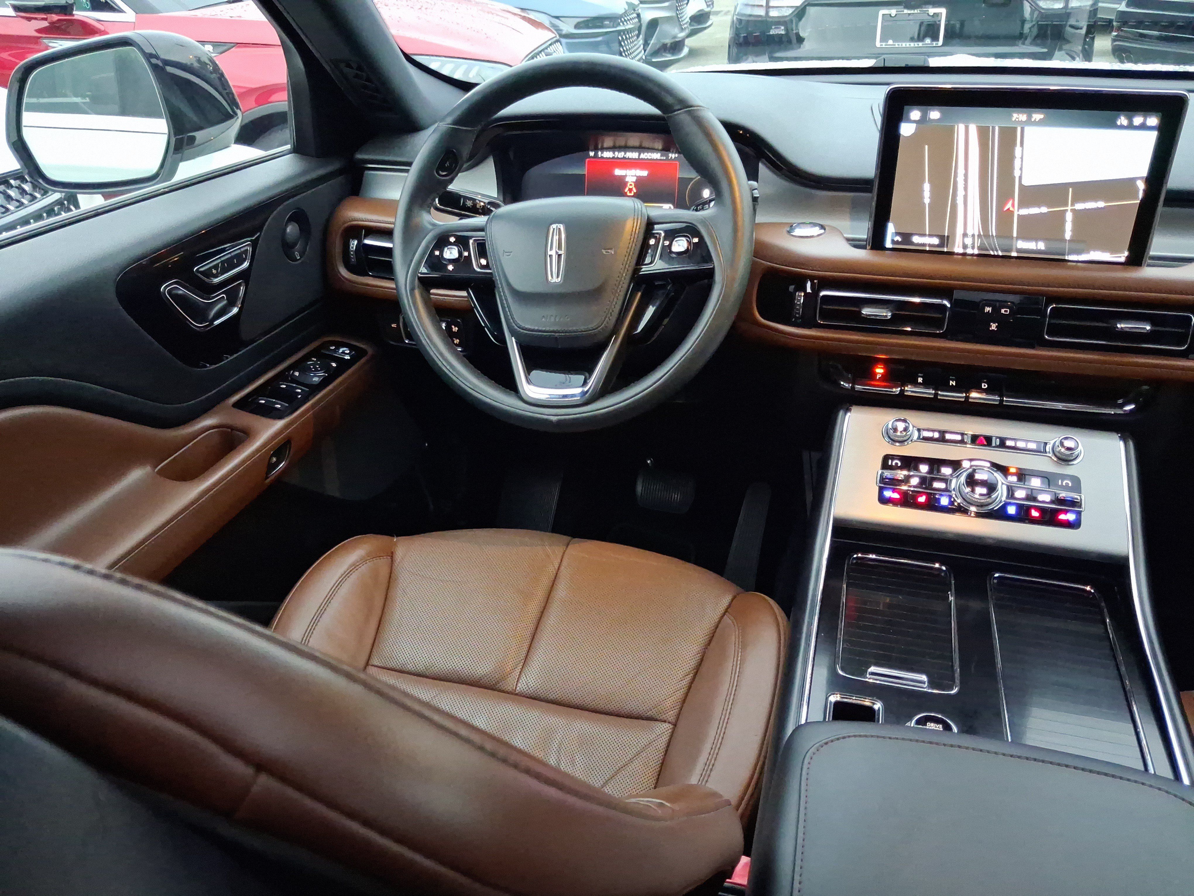Used 2020 Lincoln Aviator Reserve w/ Equipment Group 201A RWD image 8