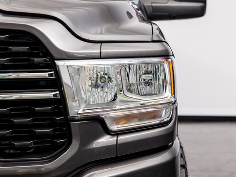 Used 2024 RAM 2500 Big Horn w/ Sport Appearance Package AWD/4WD image 5