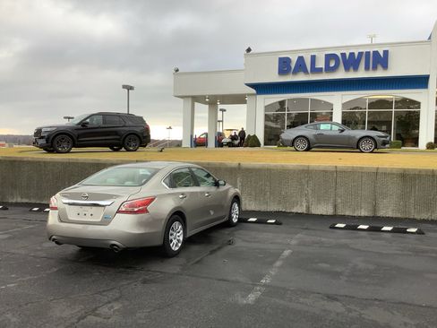 Used 2013 Nissan Altima 2.5 S image 7