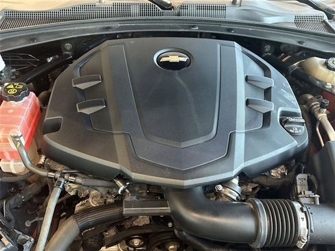 Used 2023 Chevrolet Camaro LT w/ RS Package image 28