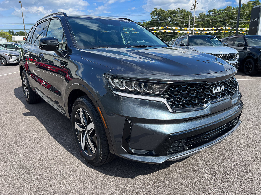 Used 2022 Kia Sorento S FWD image 13