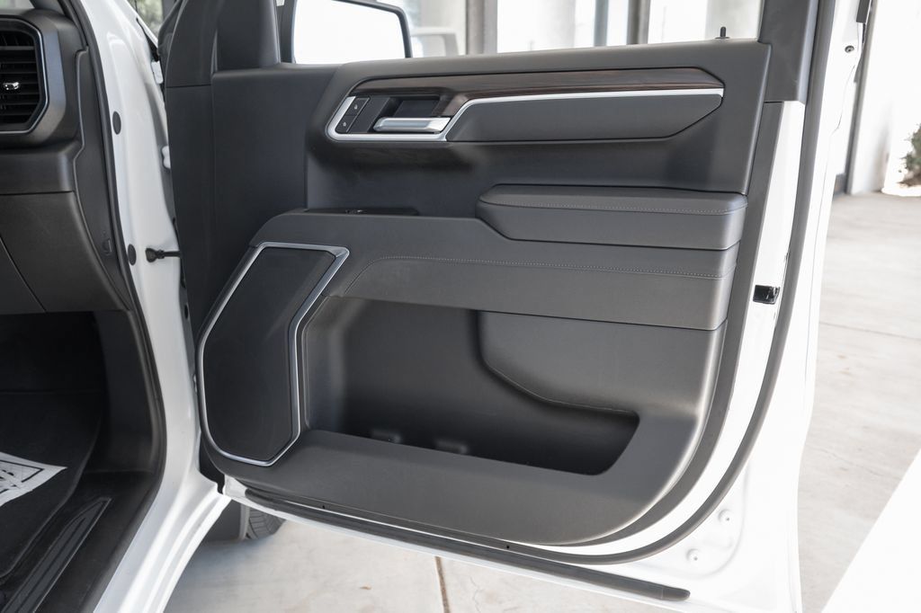 Used 2026 GMC Sierra 1500 SLT RWD image 44
