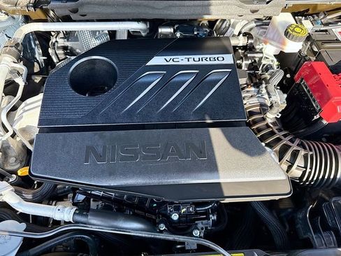 Used 2024 Nissan Rogue SV AWD/4WD image 28