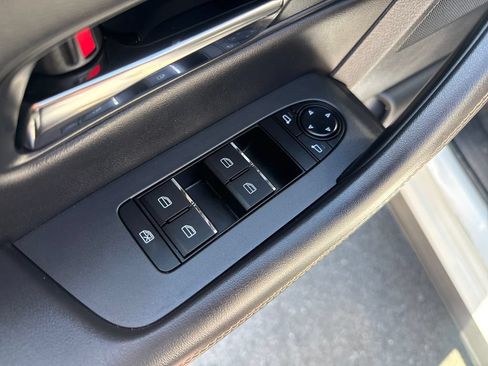Certified 2025 MAZDA CX-90 Plug-In Hybrid w/ Preferred AWD/4WD image 11