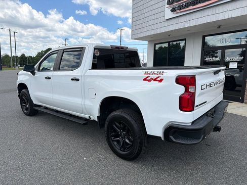 Used 2020 Chevrolet Silverado 1500 LT Trail Boss AWD/4WD image 6