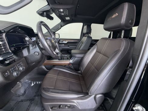 Used 2024 Chevrolet Silverado 1500 High Country AWD/4WD image 13