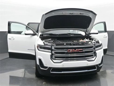 Used 2023 GMC Acadia SLE image 56