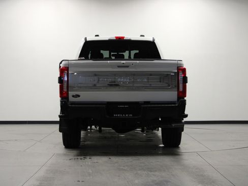 Used 2025 Ford F350 King Ranch image 5