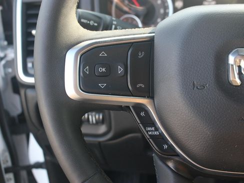 Used 2025 RAM 1500 Big Horn AWD/4WD image 19