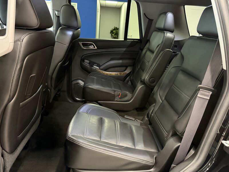 Used 2015 GMC Yukon Denali w/ Premium Package AWD/4WD image 30
