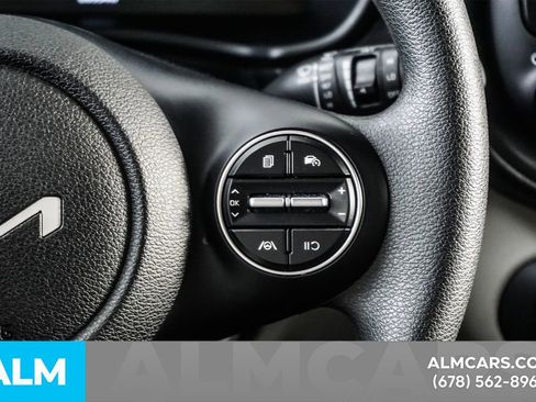 Used 2025 Kia Soul LX image 26