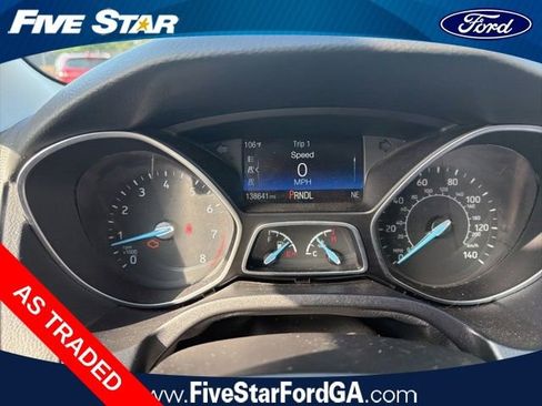 Used 2015 Ford Focus SE FWD image 17