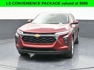 Used 2024 Chevrolet Trax LS w/ LS Convenience Package video 2