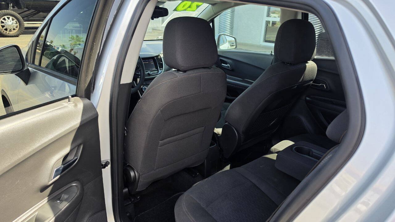 Used 2020 Chevrolet Trax LS w/ Tint and Cruise Package FWD image 10