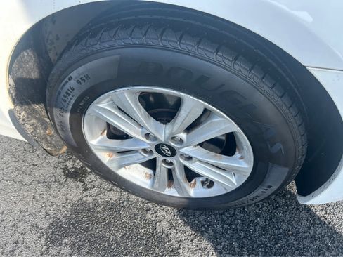 Used 2013 Hyundai Sonata GLS w/ Popular Equipment Pkg FWD image 28