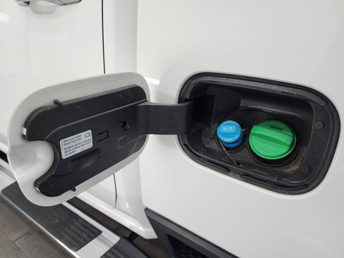 Used 2022 GMC Sierra 3500 Denali w/ Denali Ultimate Package image 42