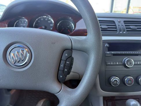 Used 2007 Buick Lucerne CX FWD image 39