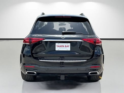 Used 2021 Mercedes-Benz GLE 350 4MATIC w/ AMG Line Exterior image 4
