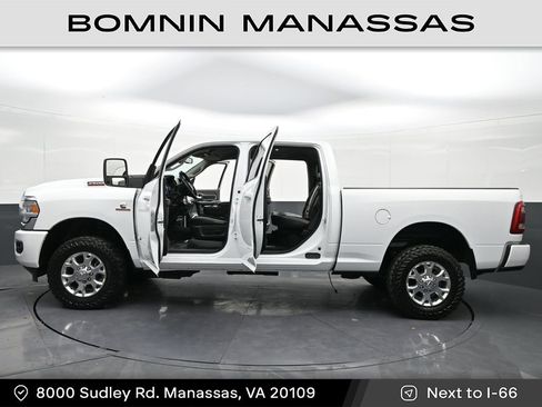 Used 2024 RAM 2500 Laramie AWD/4WD image 39