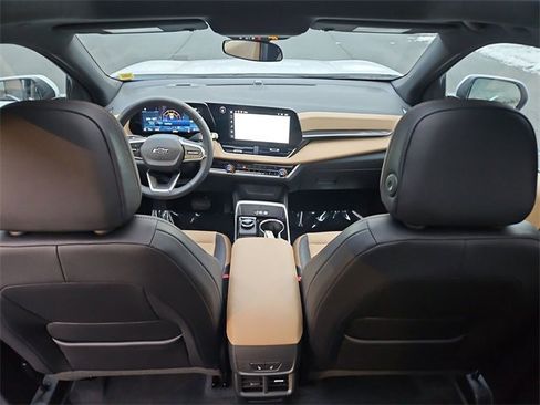 Used 2026 Chevrolet Equinox ACTIV w/ Convenience Package III image 21