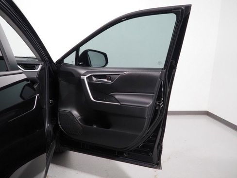 Used 2023 Toyota RAV4 XLE image 49