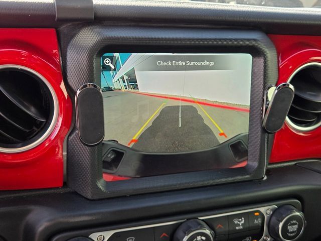 Used 2022 Jeep Gladiator Overland w/ Trailer Tow Package AWD/4WD image 21