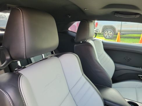 Used 2023 Dodge Challenger SRT Hellcat RWD image 16