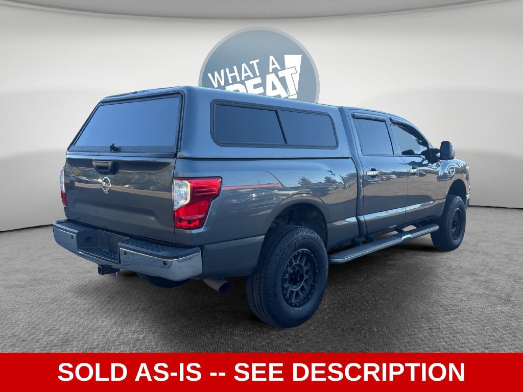 Used 2016 Nissan Titan SL AWD/4WD image 3