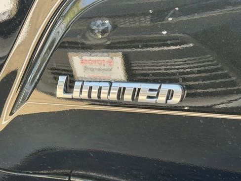 New 2026 Toyota 4Runner Limited AWD/4WD image 9