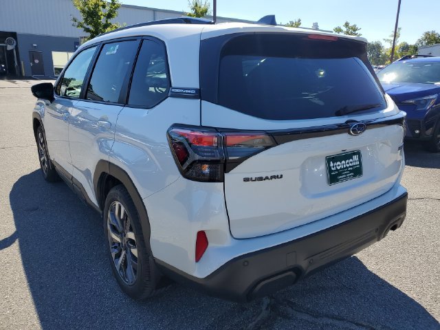 New 2026 Subaru Forester Touring AWD/4WD image 4