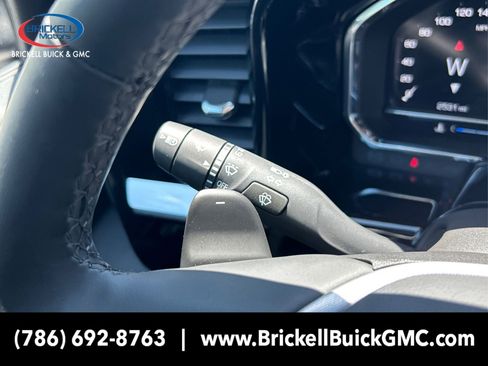 New 2025 GMC Sierra 1500 SLT w/ SLT Convenience Package image 32