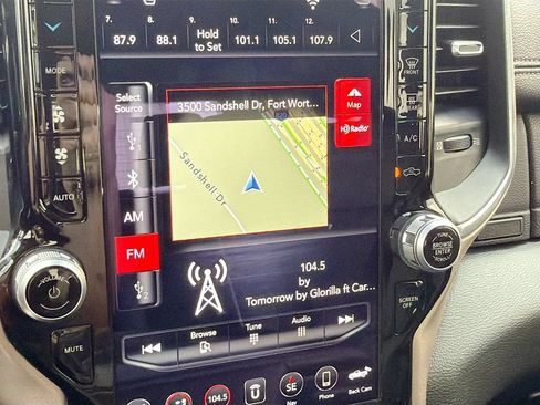 Used 2021 RAM 1500 Laramie RWD image 15
