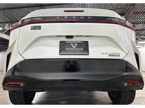 Used 2024 Lexus RZ 450e Premium w/ Technology Package AWD/4WD image 15