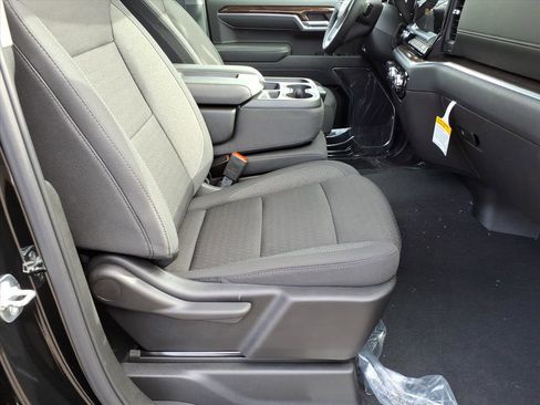 New 2026 GMC Sierra 1500 Elevation image 8