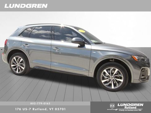 Used 2024 Audi Q5 2.0T Premium AWD/4WD image 2