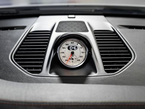 Used 2016 Porsche 911 Turbo S image 29