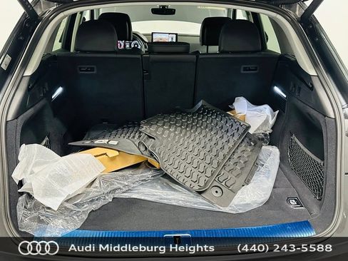 Certified 2025 Audi Q5 e Premium Plus w/ Premium Plus Package AWD/4WD image 32
